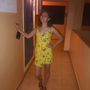 Meet your Posher, Elli